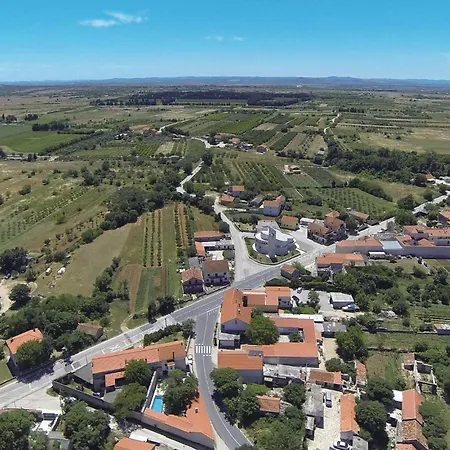 Сasa de vacaciones Gornja 07 *