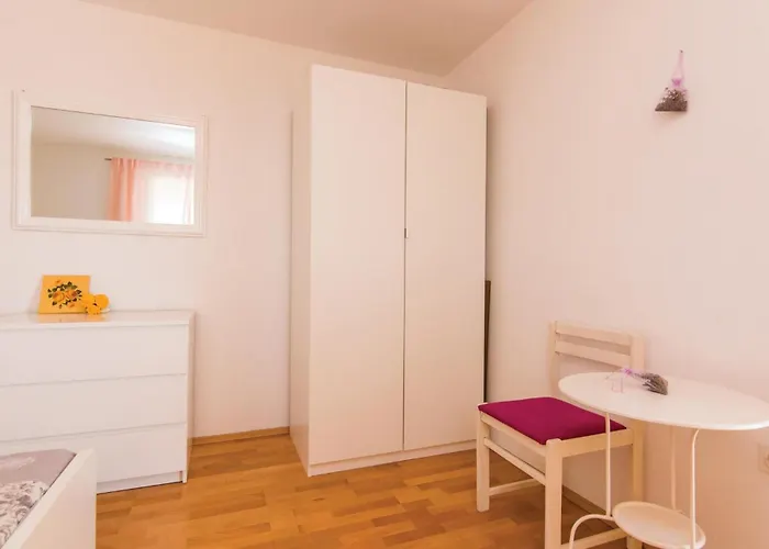 Holiday Home Slivnica Gornja 07